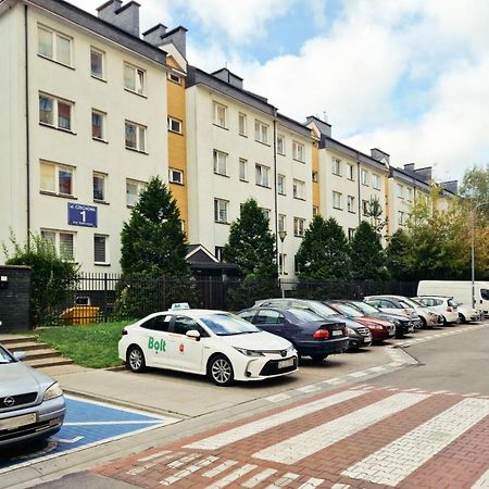 Studio Bielany With Home Office Near Metro Station By Noclegi Renters Varsóvia Exterior foto